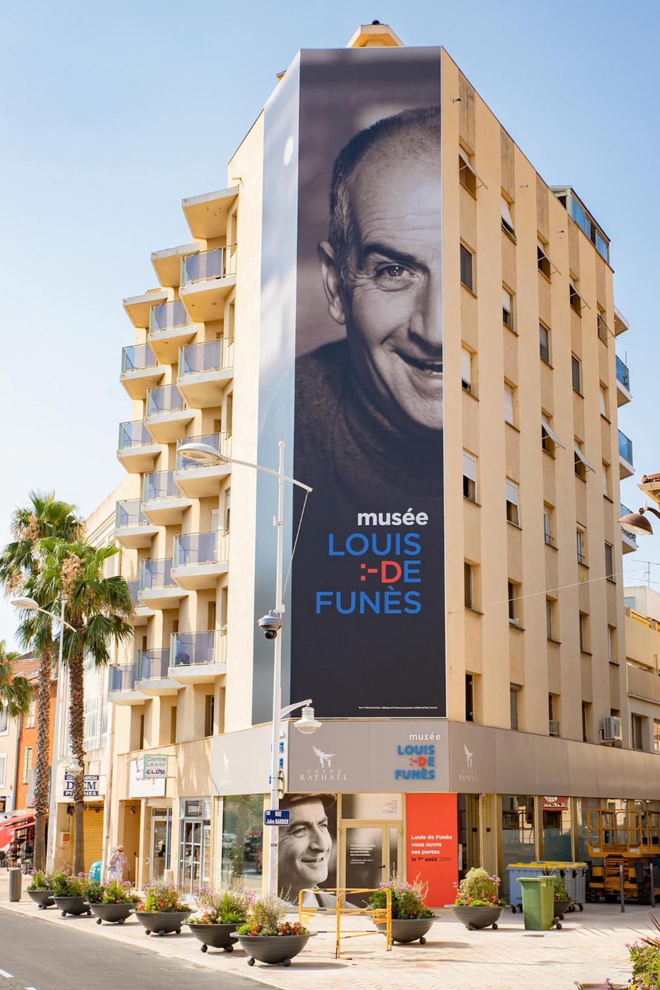 Neuf, Climatise Et Au Calme A Appartement Fréjus